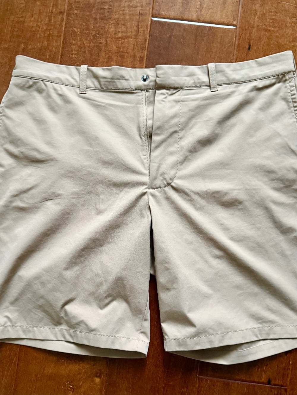J.Crew Factory 9" Tech Short Khaki 36